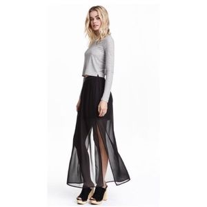🌵H&M Black Sheer Slit Maxi Skirt